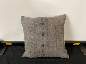 lot 155 image: Single Accent Pillow