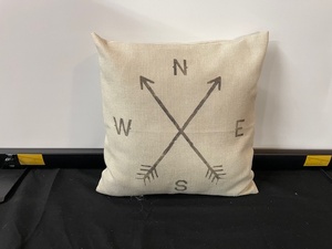lot 158 image: Single Accent Pillow
