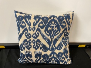 lot 168 image: Single Accent Pillow