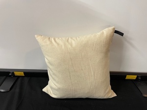 lot 183 image: Single Accent Pillow