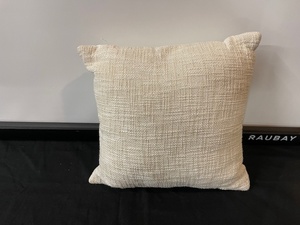 lot 188 image: Single Accent Pillow