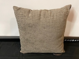 lot 203 image: Single Accent Pillow