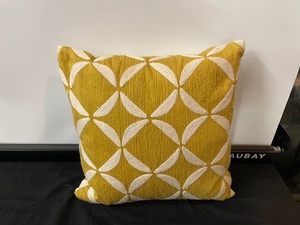 lot 217 image: Single Accent Pillow
