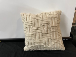 lot 229 image: Single Accent Pillow