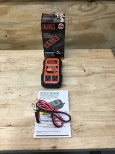 lot 90 image: BlackDecker 500-Watt Portable Car Power Inverter with Dual USB Ports