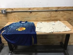 lot 58 image: Bass Pro Shop 3XL Long Sleeve Shirt & Khaki Shorts Size 44
