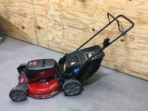 lot 182 image: Toro Recycler 60-volt Max 21-in Cordless Push Lawn Mower 4 Ah Model No 21323 21 deck