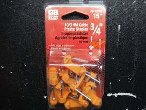 Gardner Bender PS-1575T 103 NM Cable Plastic Staples 34  Approximately 30 