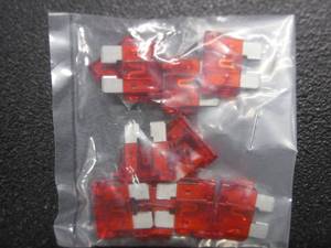 10 AMP Blade Universal Fuses  Approximately 500 Pieces 