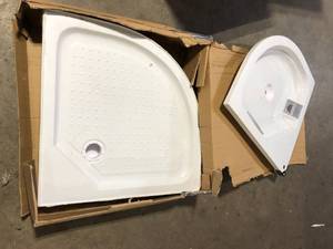 Round Corner Shower Enclosure Customer Returns See Pictures