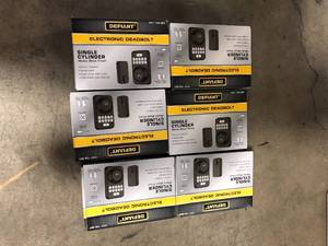 Lot of Defiant Single Cylinder Square Electronic Keypad Deadbolt Matte Black   Customer Returns See Pictures