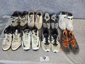 8 Pairs of Mens Sneakers Size 13 ( Nike, Newbalance, Fila)