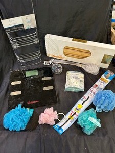 Assortment of Bathroom Items