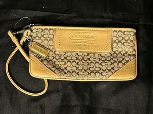 New without tags Tan Coach Coin Purse