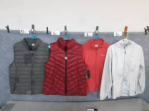 4 Womens Jackets and Vests, Sizes L- XL Some New