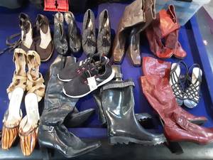 Large Lot of Assorted Womens Size 9-10 Shoes
