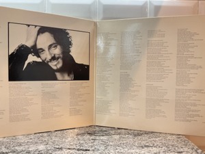lot 65 image: Bruce Springsteen- Born to run- Vinyl LP Record Album