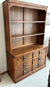 lot 44 image: Vintage Rustic Style Bookcase Dresser