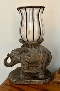 lot 74 image: Elegant Elephant Figurine Candle Holder