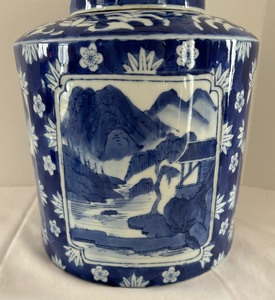 lot 126 image: Asian Style Blue and White Tea Jar