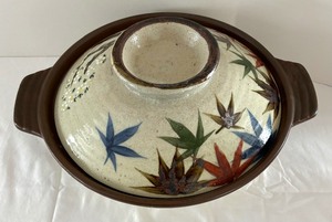 lot 130 image: Lovely Lidded Asian Bowl
