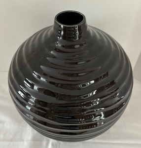 lot 136 image: Sleek Black Vase by Deartis