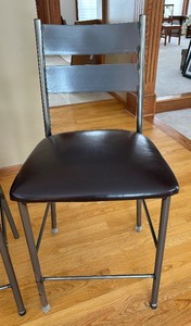 lot 149 image: Four Fine Barstools