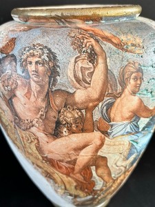 lot 172 image: Lovely Vase