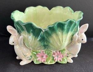 lot 180 image: Pretty Finds