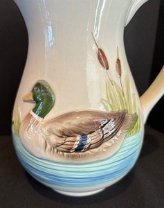 lot 234 image: Vintage Duck Motif Pitcher by Otagari