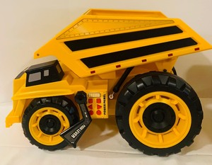 lot 299 image: CAT and Tonka Mega Dump Truck, Tonka Mighty Motorized Excavator and Harvester