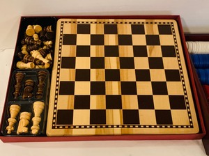 lot 382 image: Beautiful and Classy Boxed Vintage Travel Backgammon Game, Chess and Poker Sets