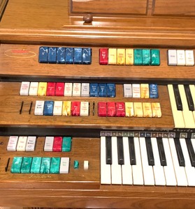 lot 285 image: Vintage Wooden Wurlitzer Organ And Bench
