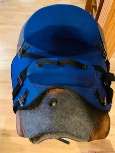 lot 445 image: Horse Saddle with Pad, Riding Whip and Saddle Stand