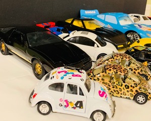 lot 454 image: Large Collection of Toy Cars, Trucks and More