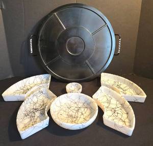 lot 369 image: Mid-Century Lazy Susan Serving Tray