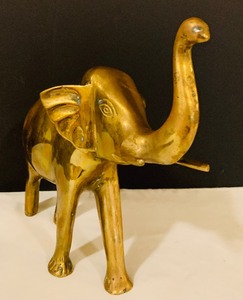lot 393 image: Gorgeous Brass Elephant