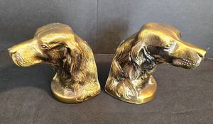 lot 332 image: Pair of Metal Irish Setter Figurine Bookends