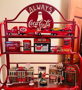 lot 448 image: Metal Decorative Coca-Cola Shelf and a Variety of Coca-Cola Collectibles