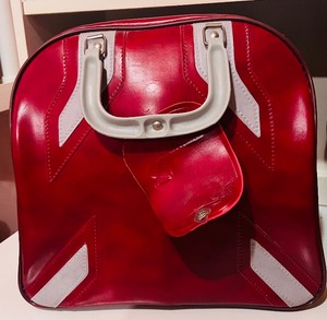 lot 452 image: Vintage Bowling Bags, Shoes and Balls