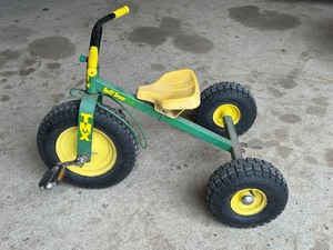 lot 512 image: TMX Tuff Trap Trike