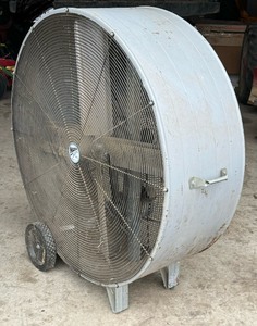 lot 514 image: MAXX Air Large Industrial Fan
