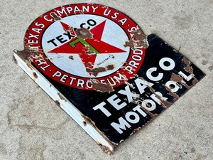 lot 15 image: Vintage Enamel Texaco Motor Oil Sign
