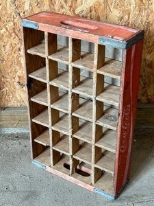 lot 75B image: Vintage Wooden Divided Coca-Cola Tray