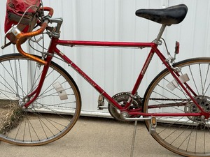 lot 504 image: Vintage Schwinn Varsity Bicycle
