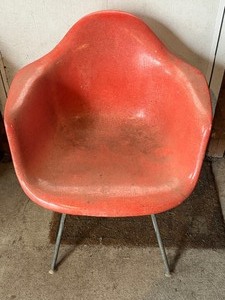 lot 29 image: Vintage MCM Orange Fiberglass Chair