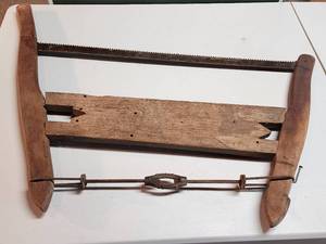 lot 531 image: Vintage Hand Saw