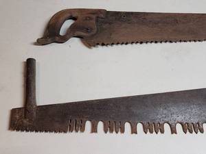 lot 528 image: (2) Vintage Hand Saws