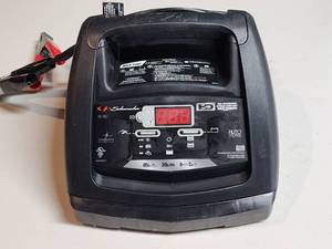 lot 541 image: Schumacher Battery Charger