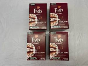 lot 222 image: 4x 10ct Kcup Peets Holiday Blend Coffee